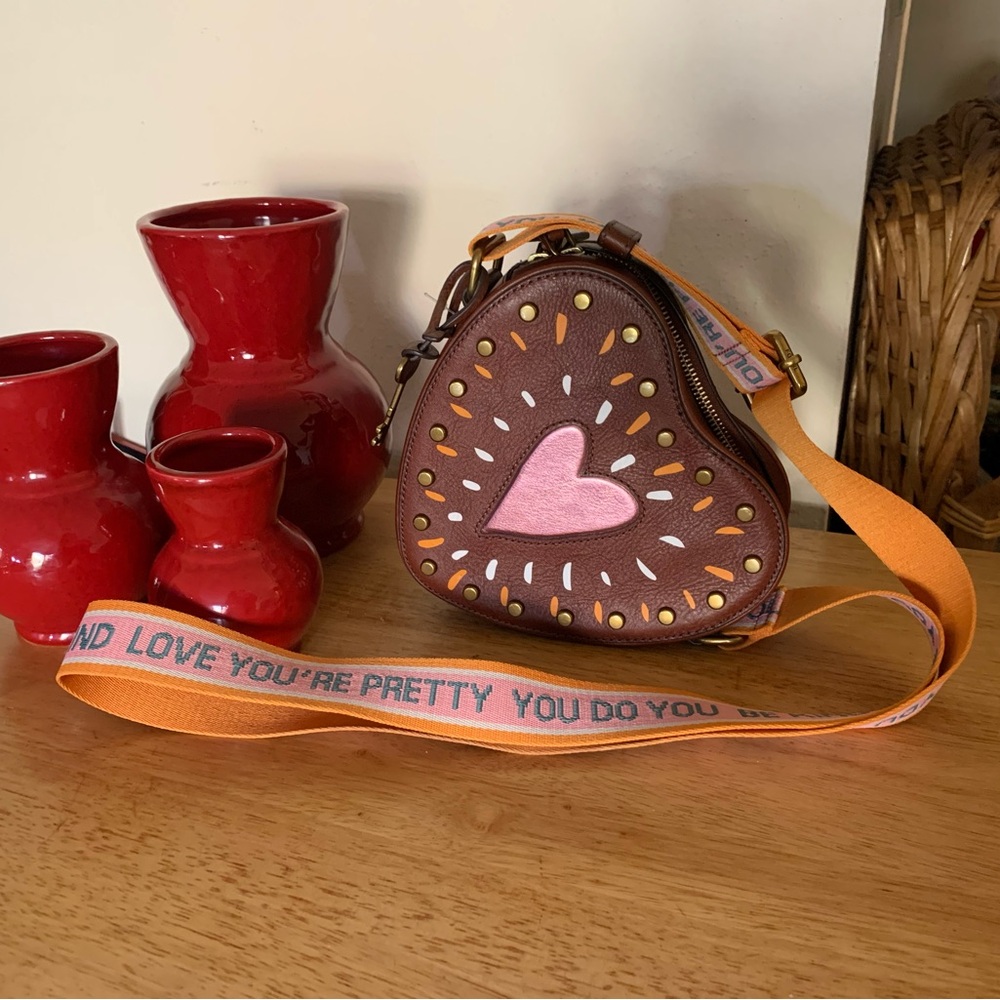Fossil Brown Heart Crossbody Bag with Pink Accent and Orange Strap
